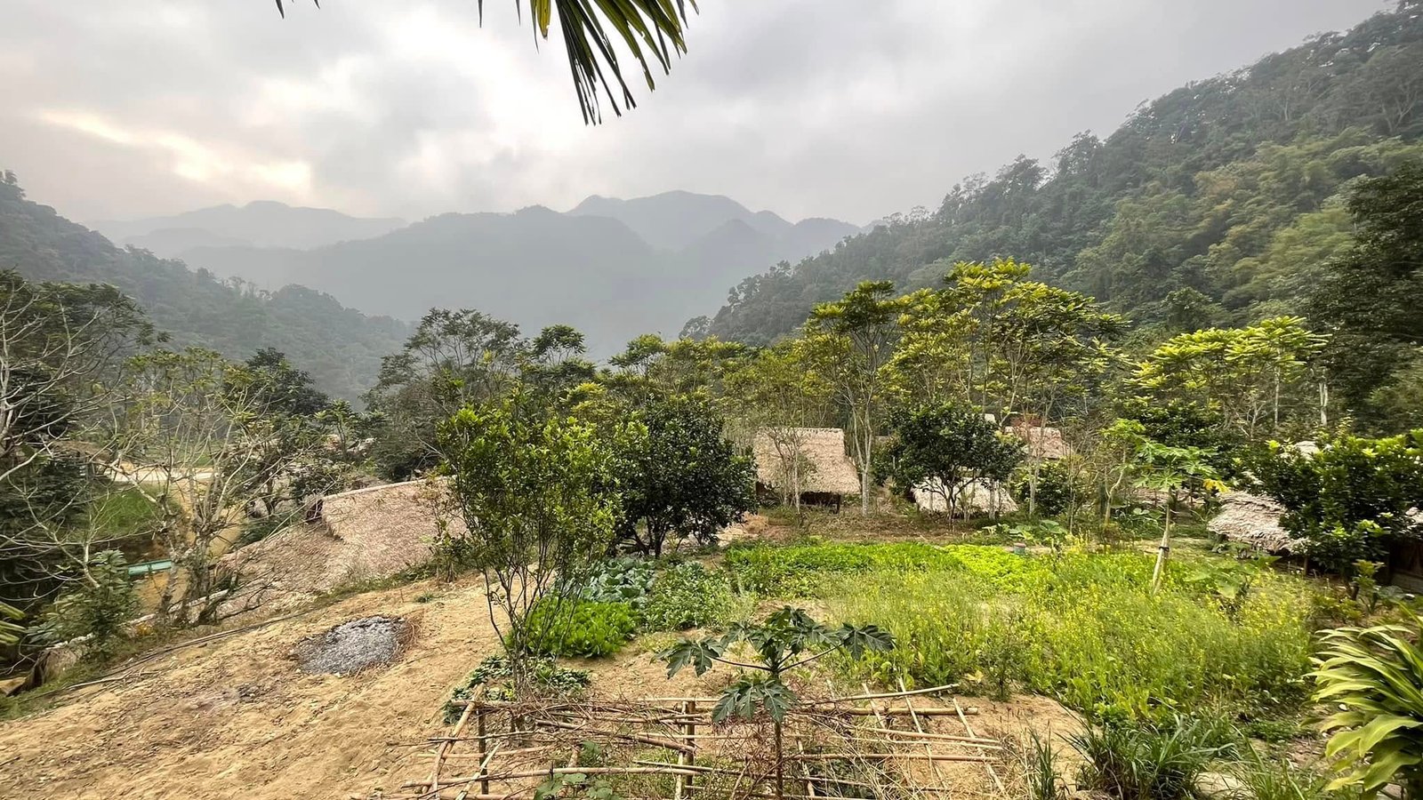 16-Day Vietnam Grand Northeast & Frontier Cycling Expedition